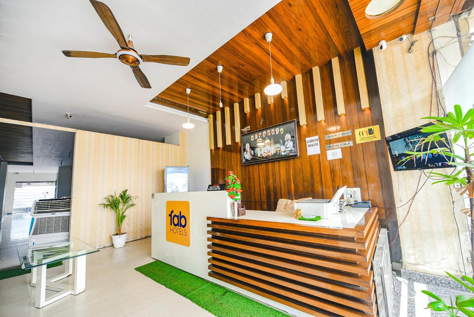Fabhotel Savera Park Amritsar Ngoại thất bức ảnh
