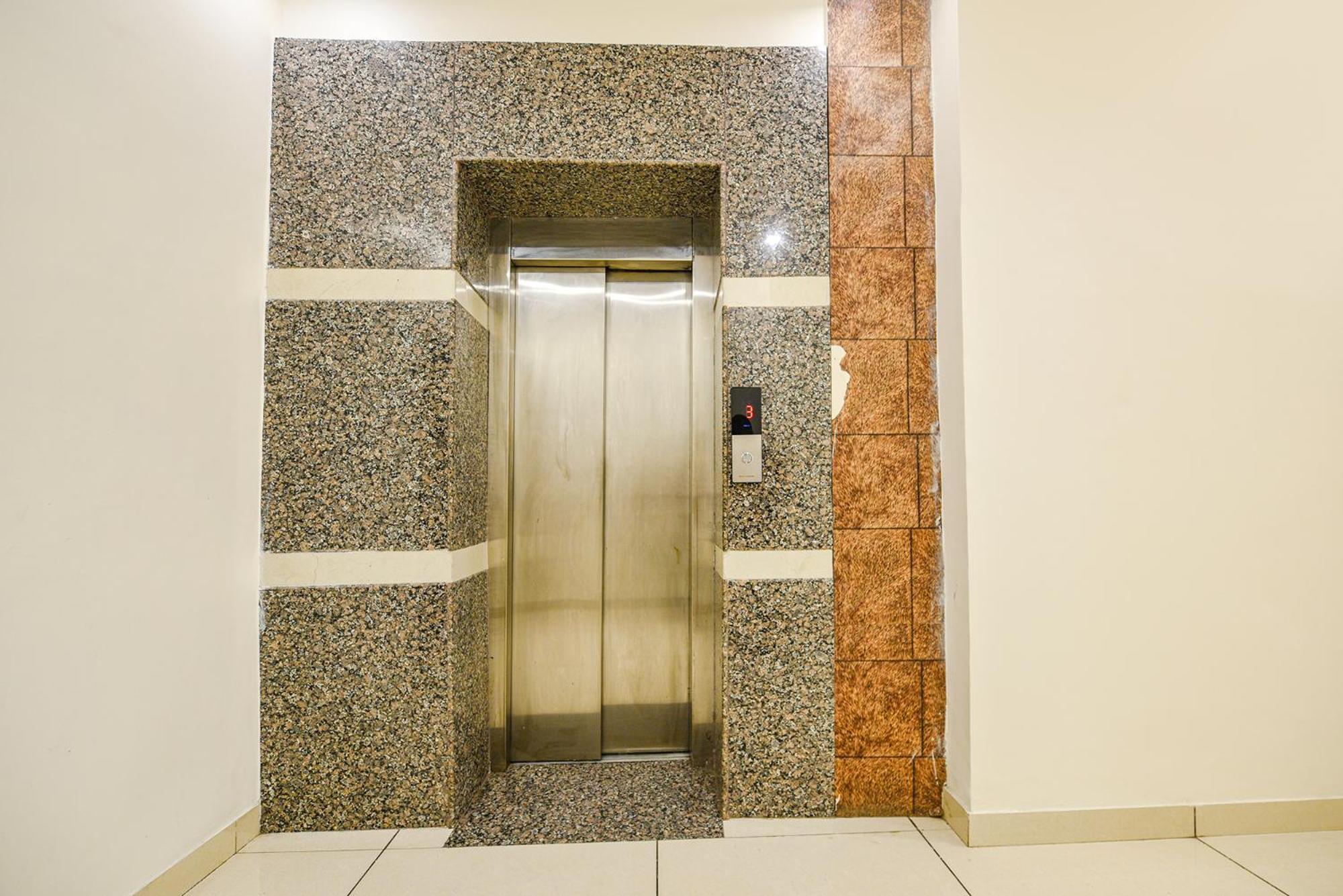 Fabhotel Savera Park Amritsar Ngoại thất bức ảnh