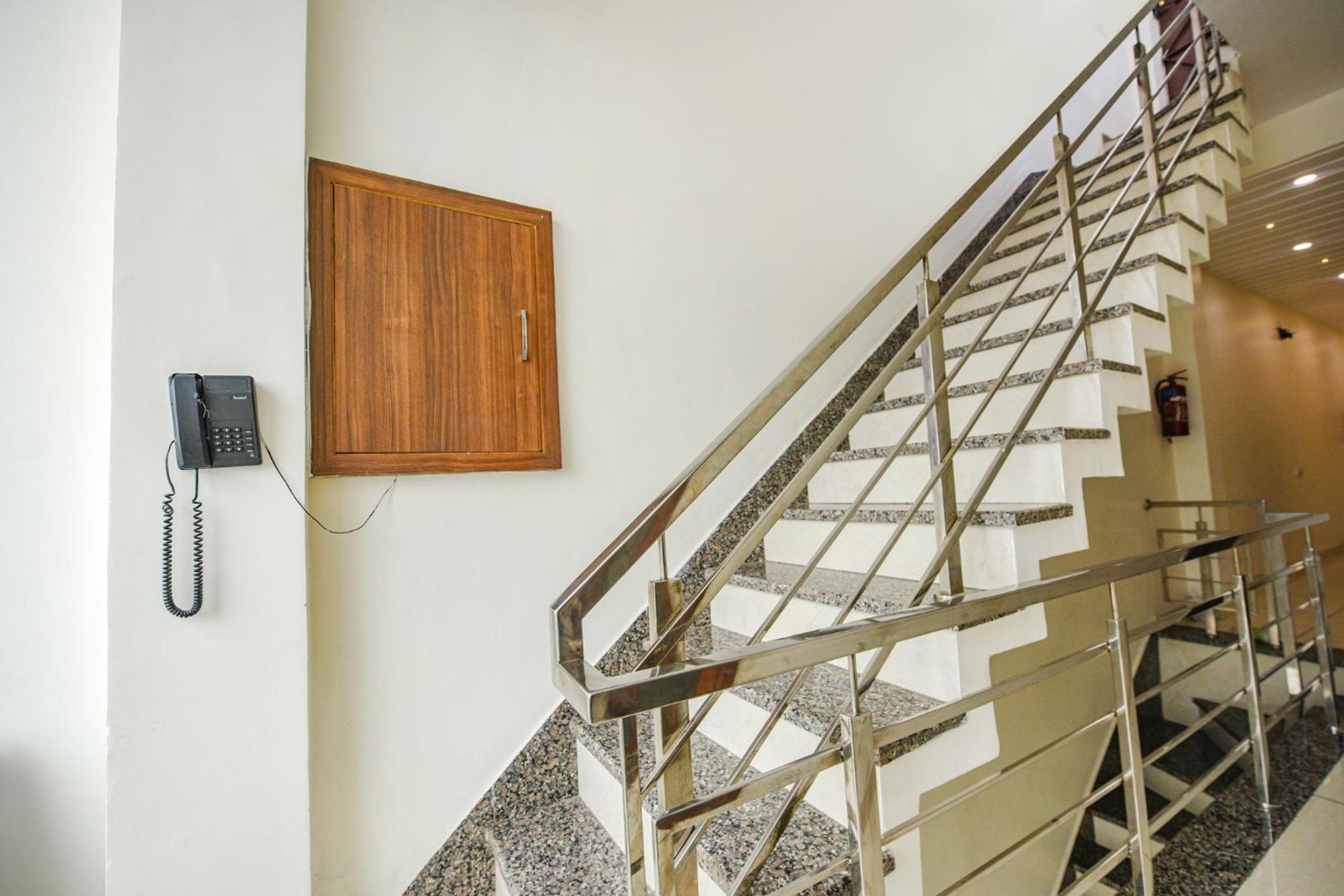 Fabhotel Savera Park Amritsar Ngoại thất bức ảnh