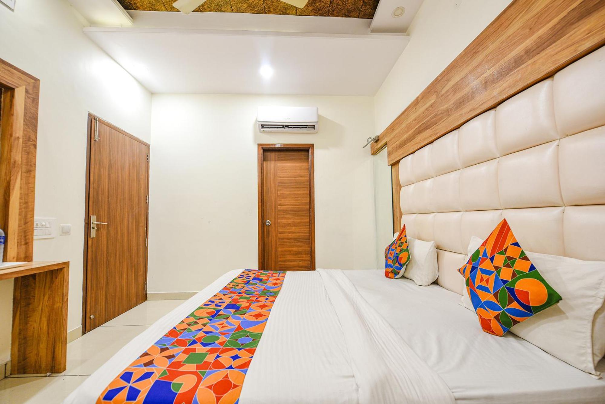 Fabhotel Savera Park Amritsar Ngoại thất bức ảnh